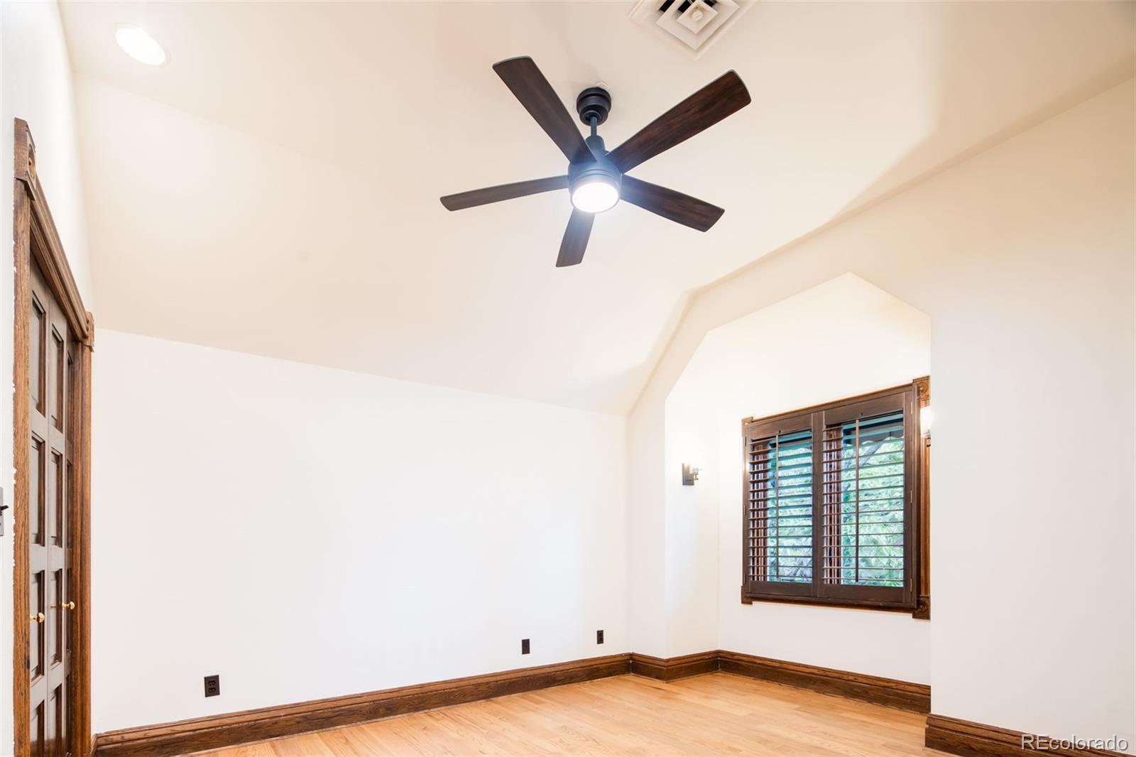 MLS Image #32 for 2409 e cedar avenue,denver, Colorado