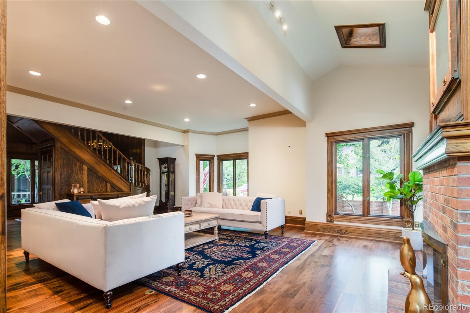 MLS Image #7 for 2409 e cedar avenue,denver, Colorado