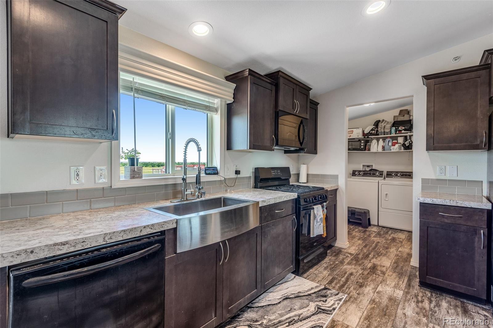 MLS Image #14 for 11809  pass me by road,strasburg, Colorado