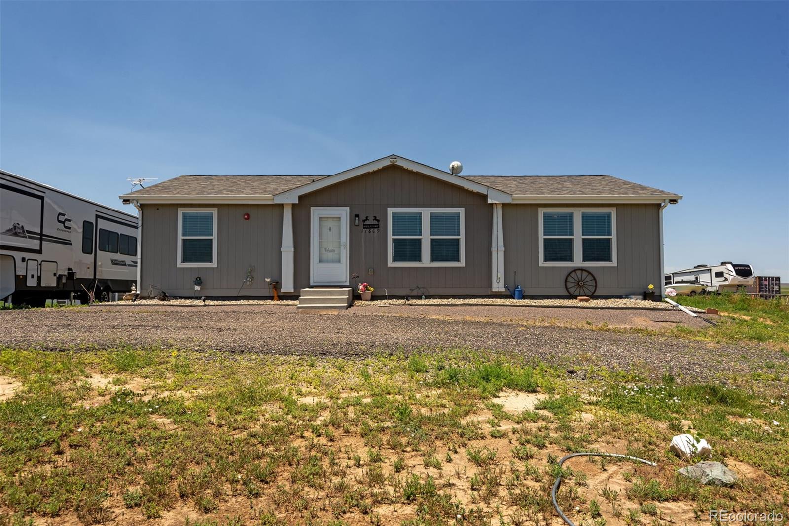 MLS Image #3 for 11809  pass me by road,strasburg, Colorado