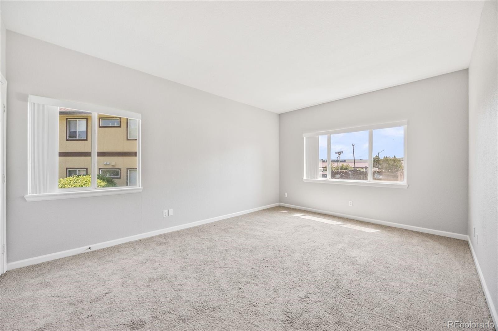 MLS Image #10 for 875 e 78th avenue,denver, Colorado