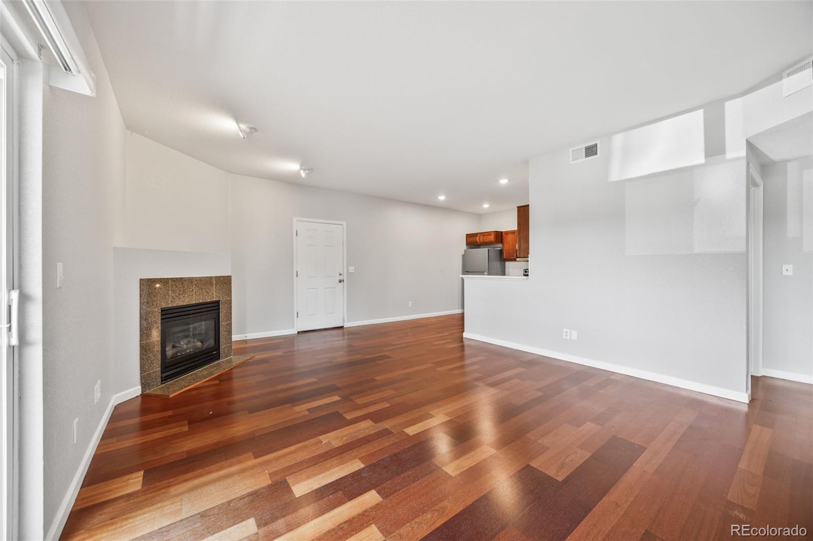 MLS Image #6 for 875 e 78th avenue,denver, Colorado