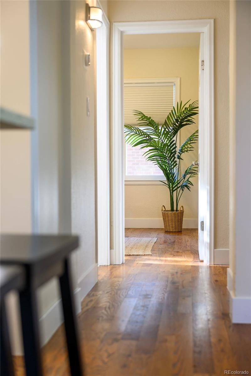 MLS Image #10 for 3047 n milwaukee street,denver, Colorado