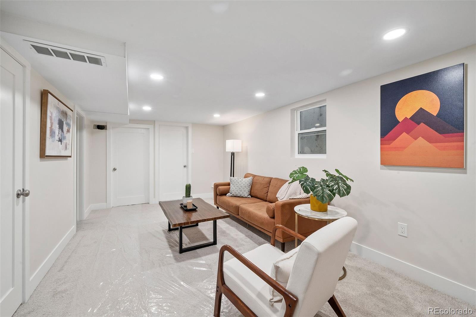 MLS Image #14 for 3047 n milwaukee street,denver, Colorado