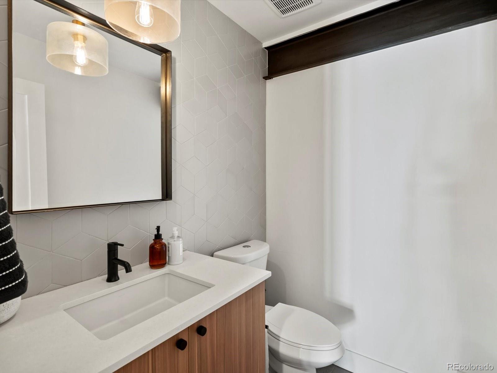 MLS Image #16 for 1612  wolff street,denver, Colorado