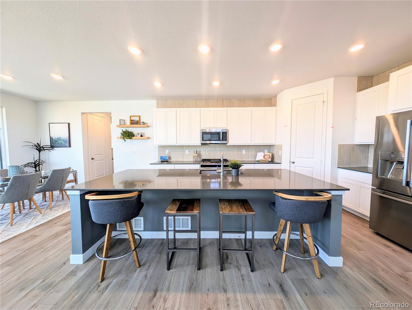 MLS Image #3 for 864  clover loop,erie, Colorado