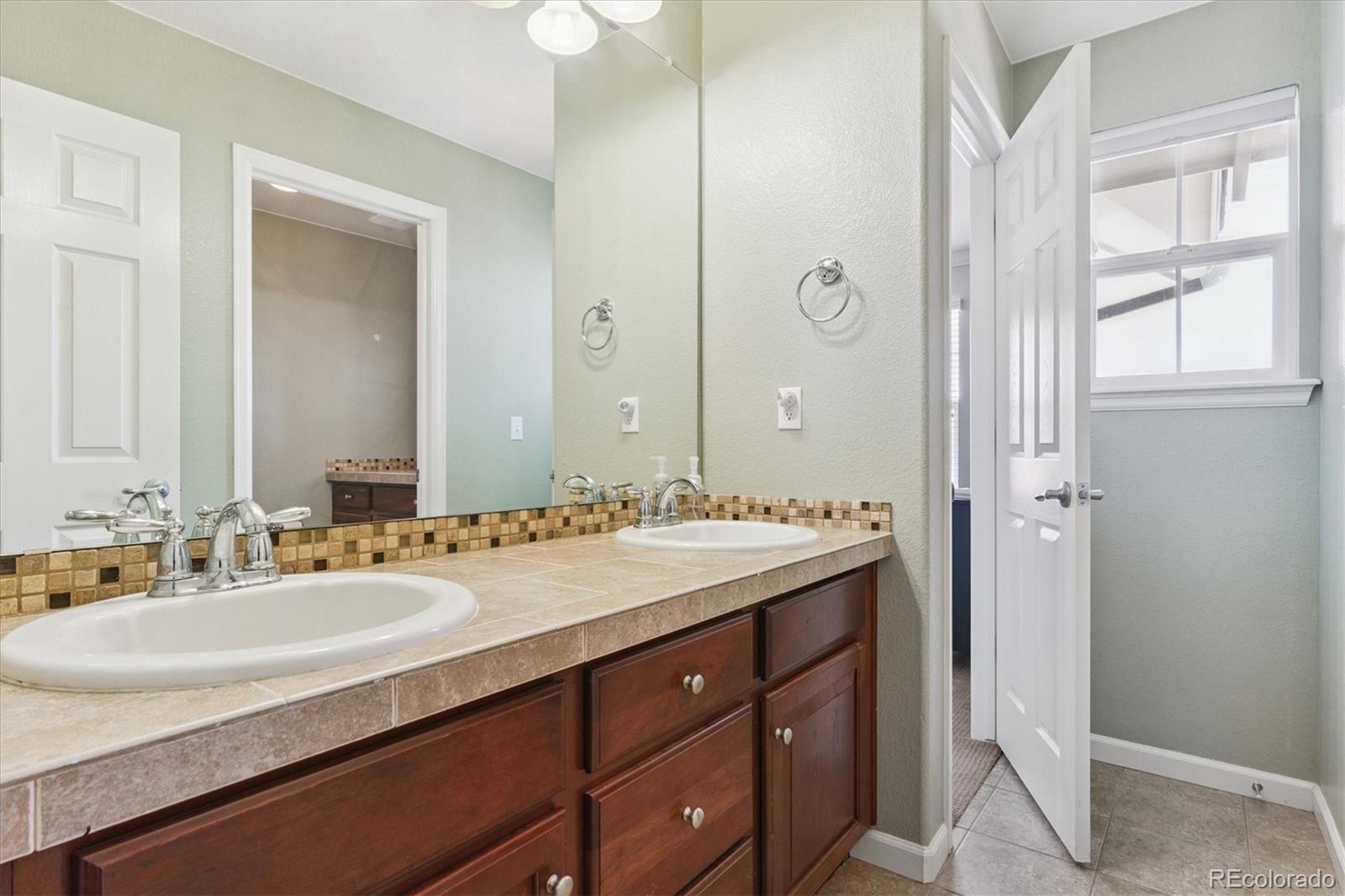 MLS Image #12 for 42350  forest oaks drive,elizabeth, Colorado