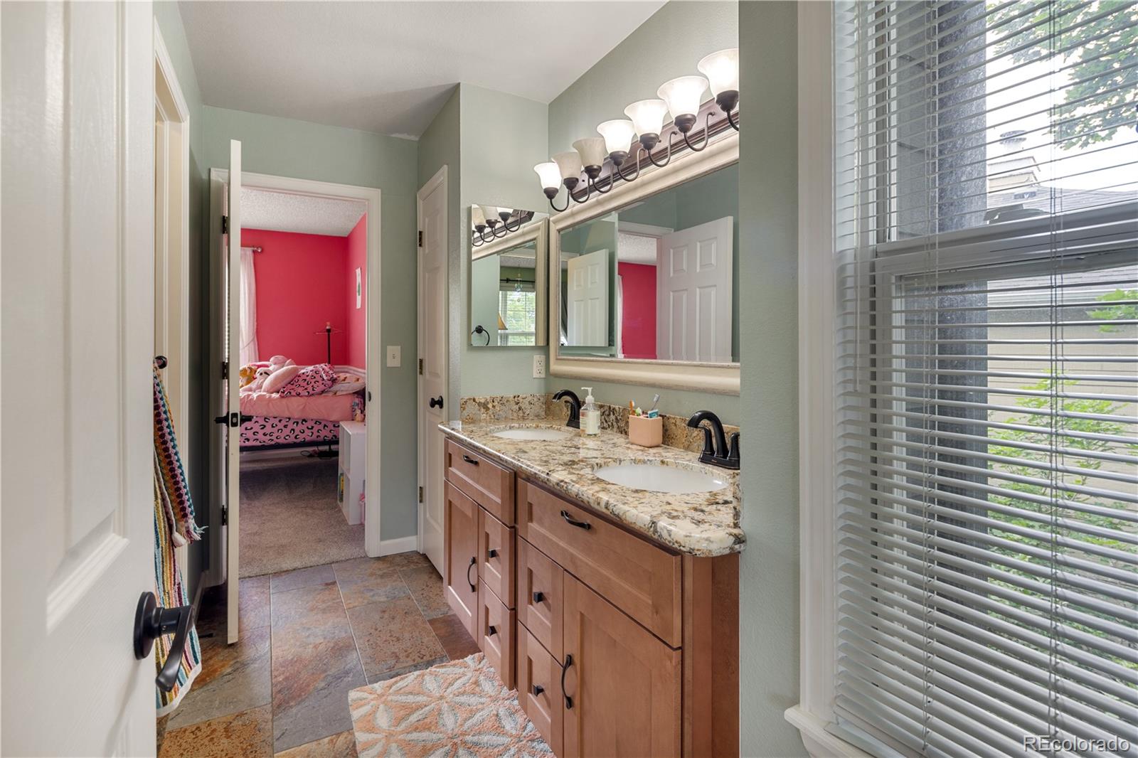 MLS Image #22 for 2249  weatherstone circle,highlands ranch, Colorado