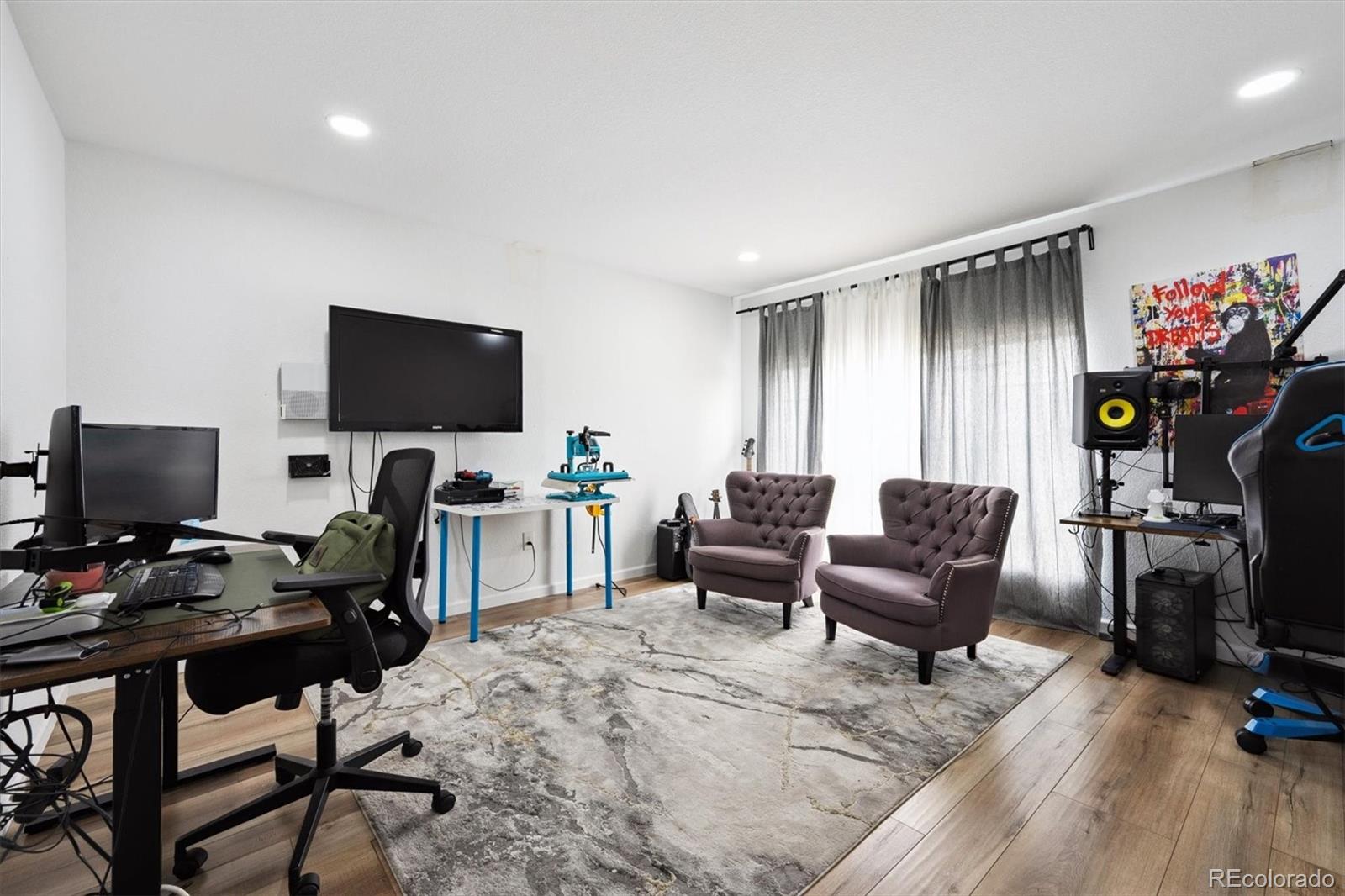 MLS Image #22 for 20765 e 39th avenue,denver, Colorado