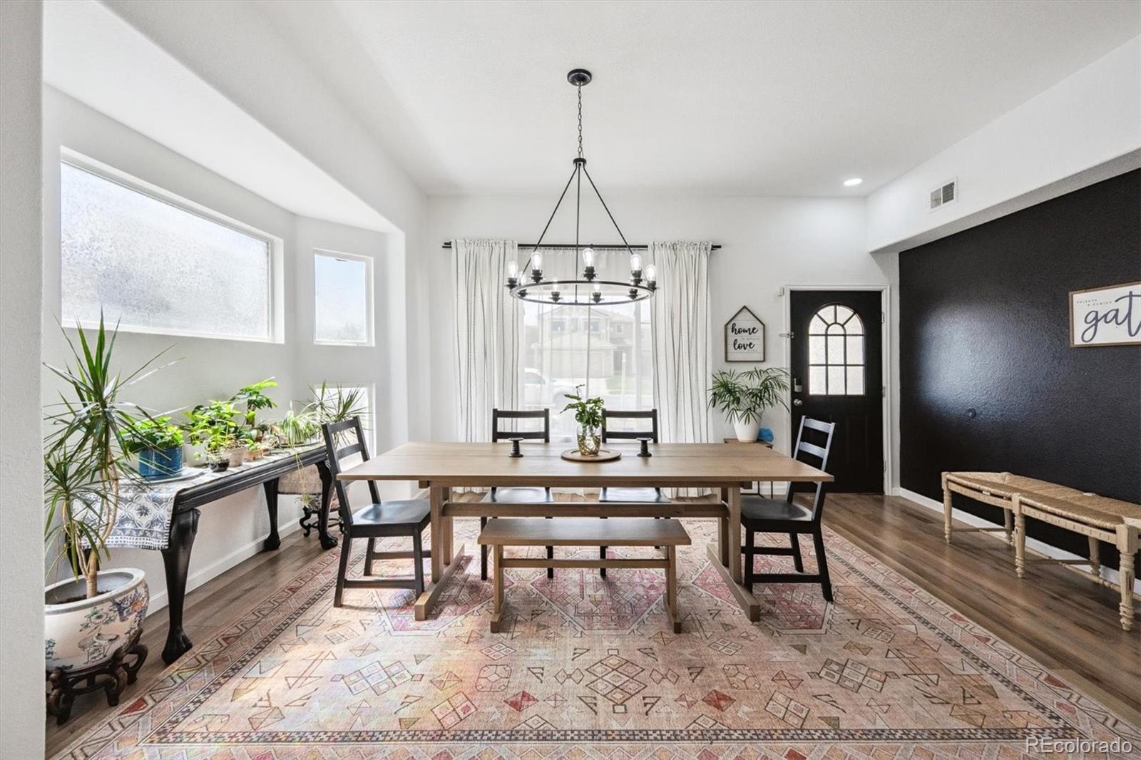 MLS Image #4 for 20765 e 39th avenue,denver, Colorado