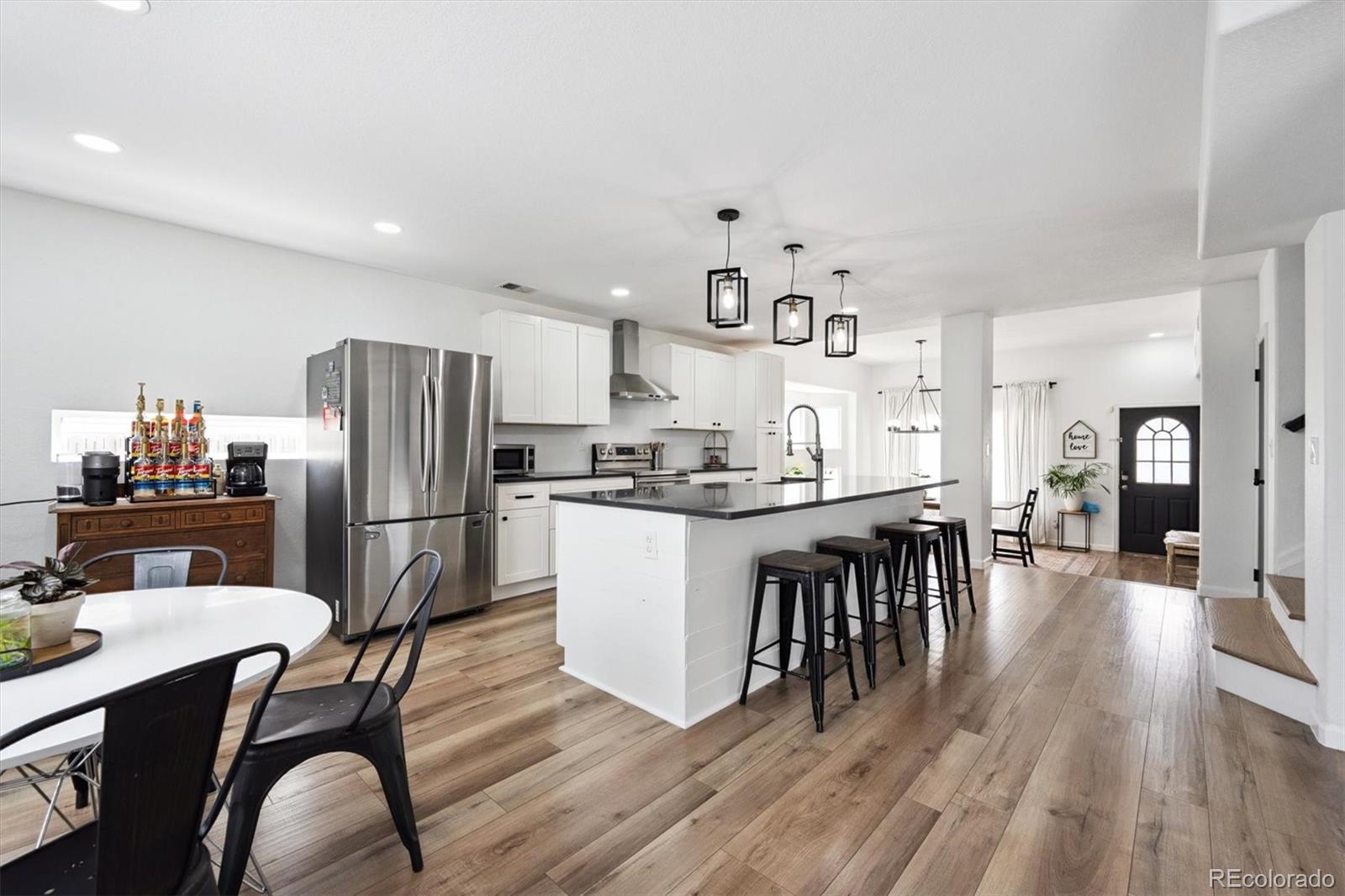 MLS Image #6 for 20765 e 39th avenue,denver, Colorado