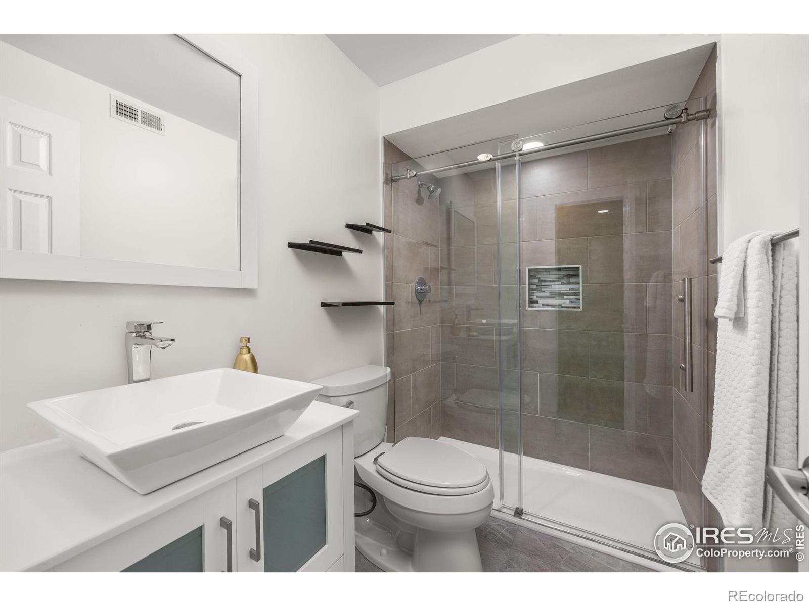 MLS Image #13 for 5904  gunbarrel avenue,boulder, Colorado