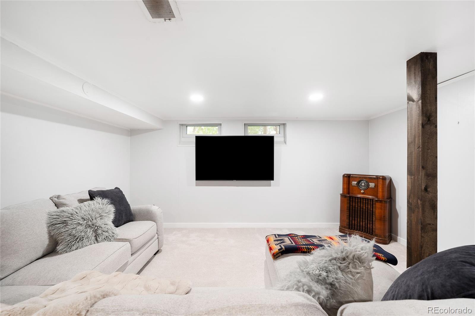 MLS Image #23 for 3055 s bannock street,englewood, Colorado