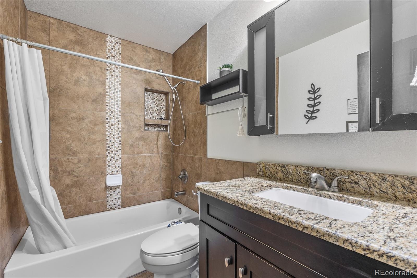 MLS Image #10 for 10150 e virginia avenue,denver, Colorado
