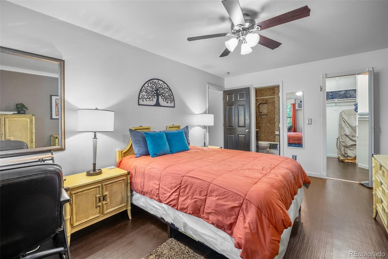 MLS Image #11 for 10150 e virginia avenue,denver, Colorado