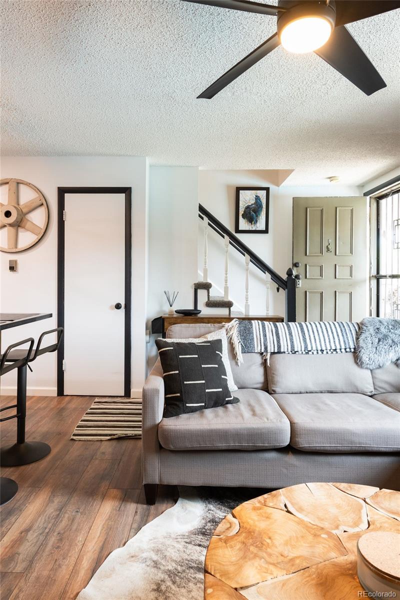 MLS Image #10 for 2700 s holly street,denver, Colorado