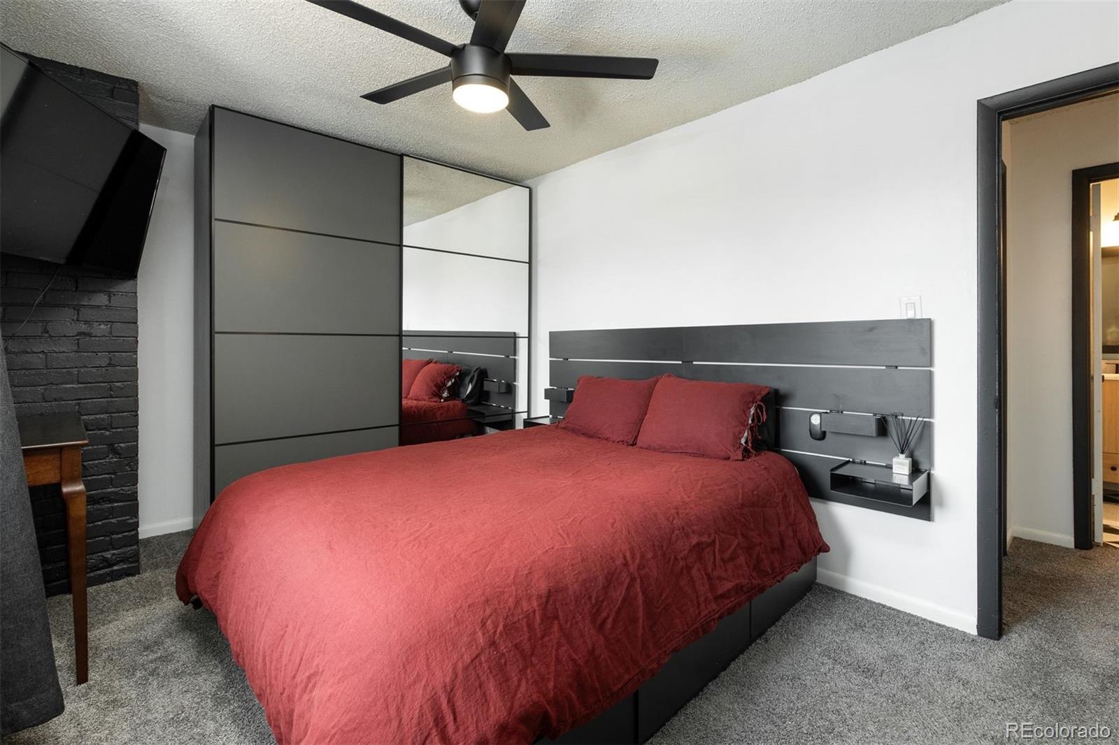 MLS Image #15 for 2700 s holly street,denver, Colorado