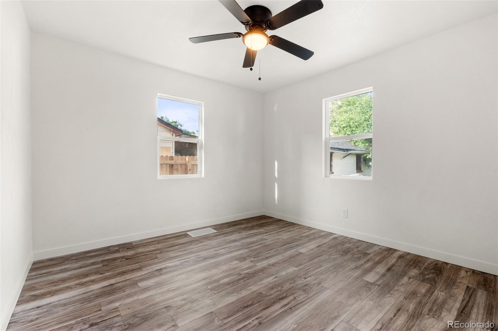 MLS Image #10 for 1636  geneva street,aurora, Colorado