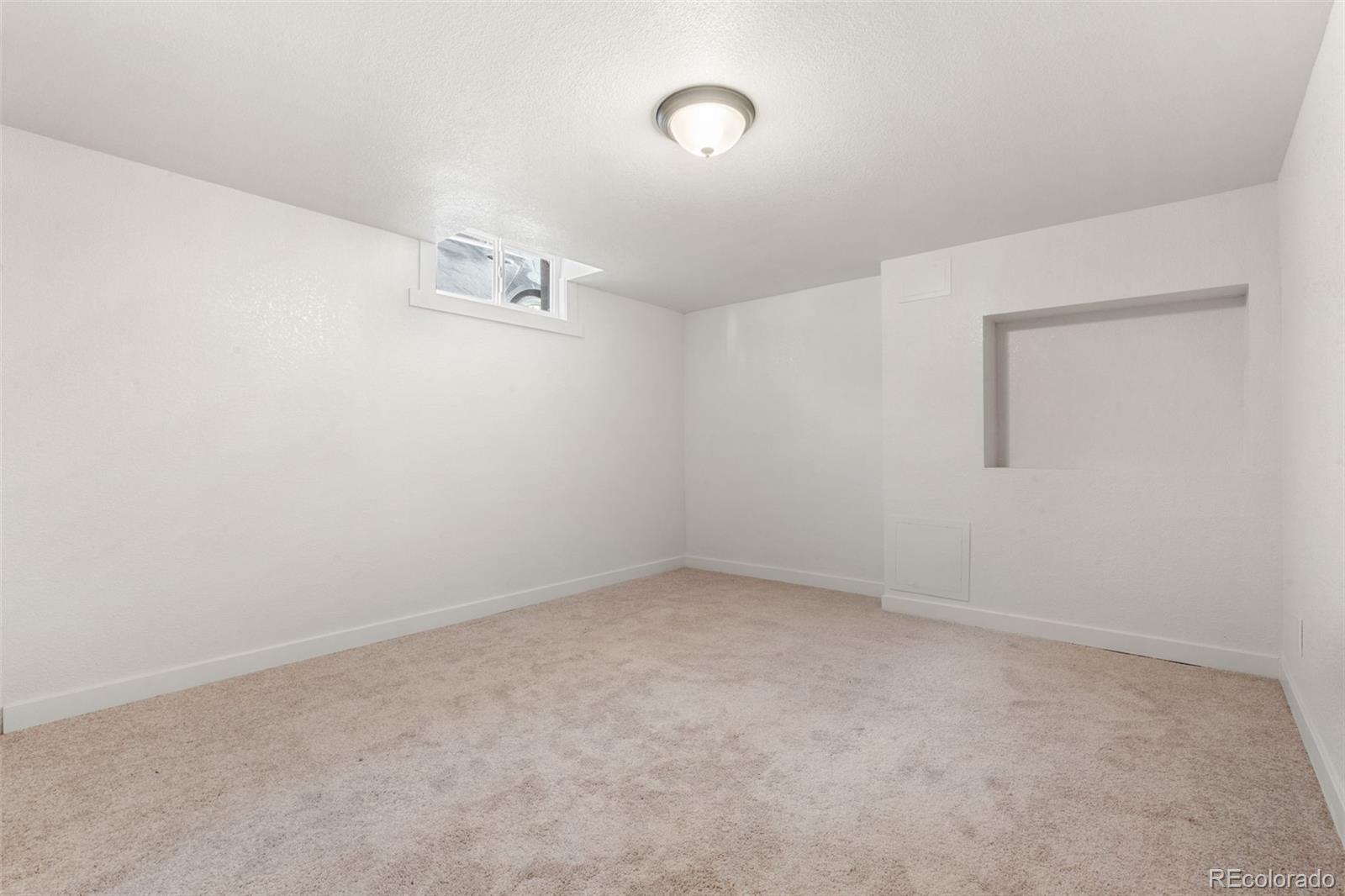 MLS Image #13 for 1636  geneva street,aurora, Colorado