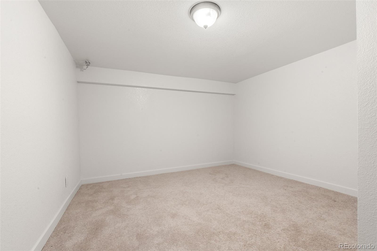 MLS Image #14 for 1636  geneva street,aurora, Colorado