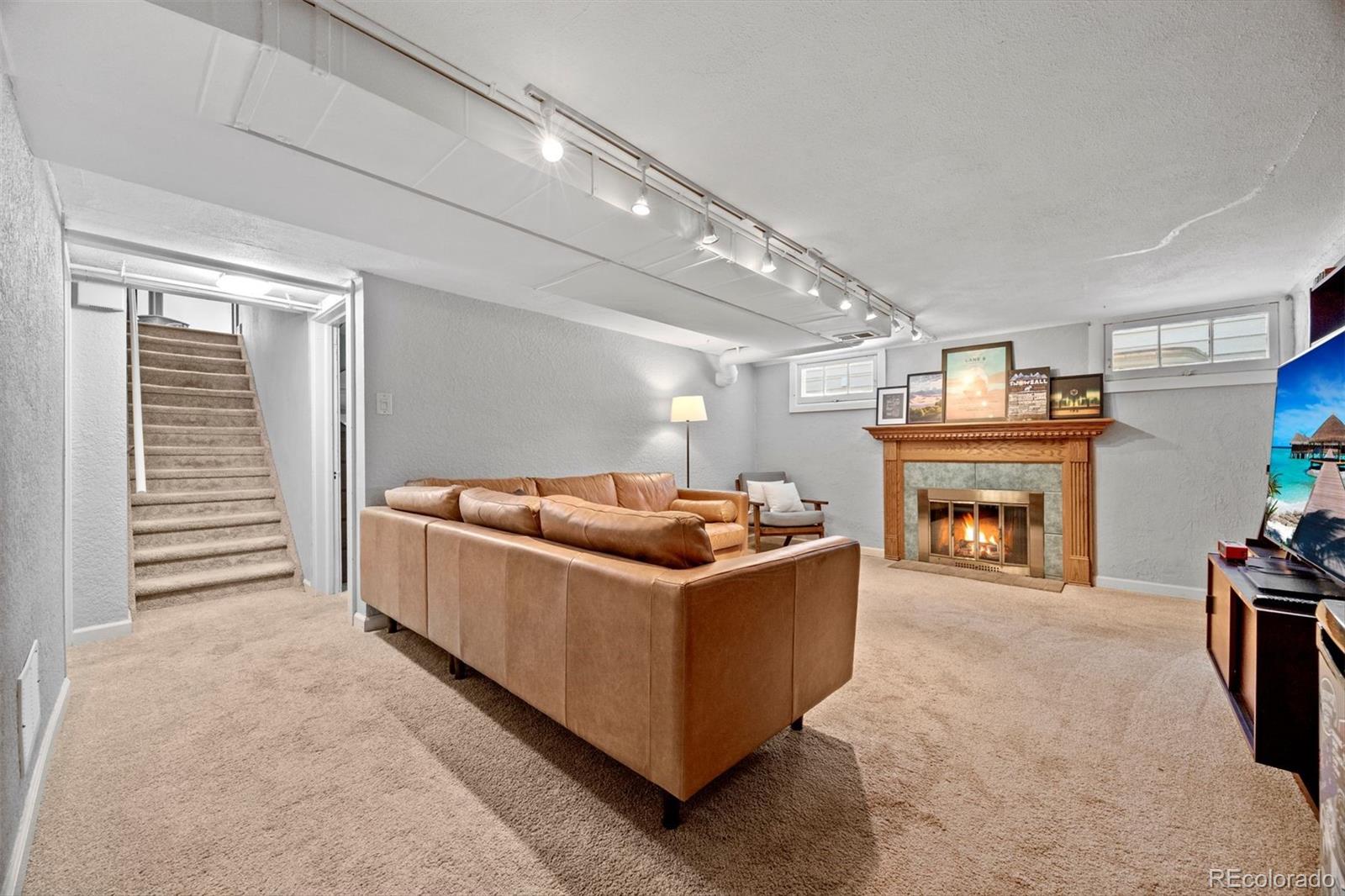 MLS Image #25 for 1738 s franklin street,denver, Colorado