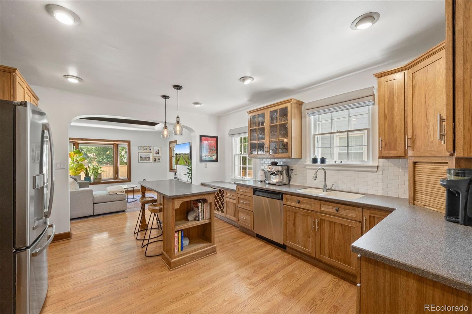 MLS Image #4 for 1738 s franklin street,denver, Colorado