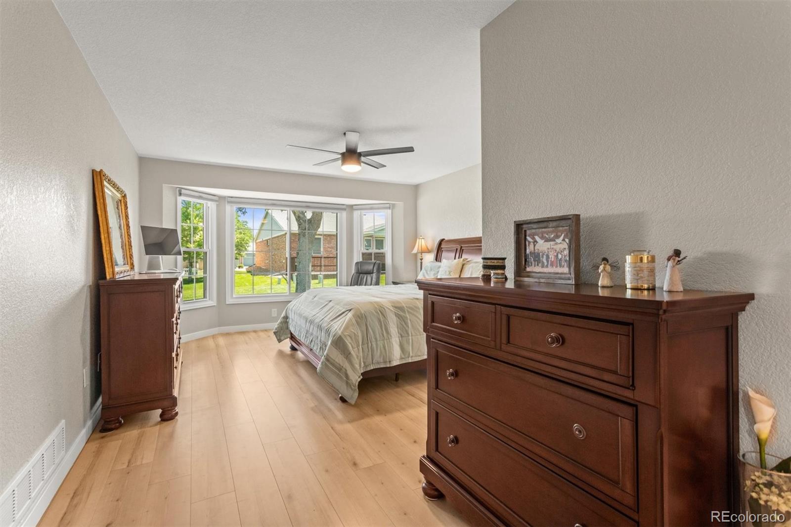 MLS Image #16 for 9236  vrain court,westminster, Colorado