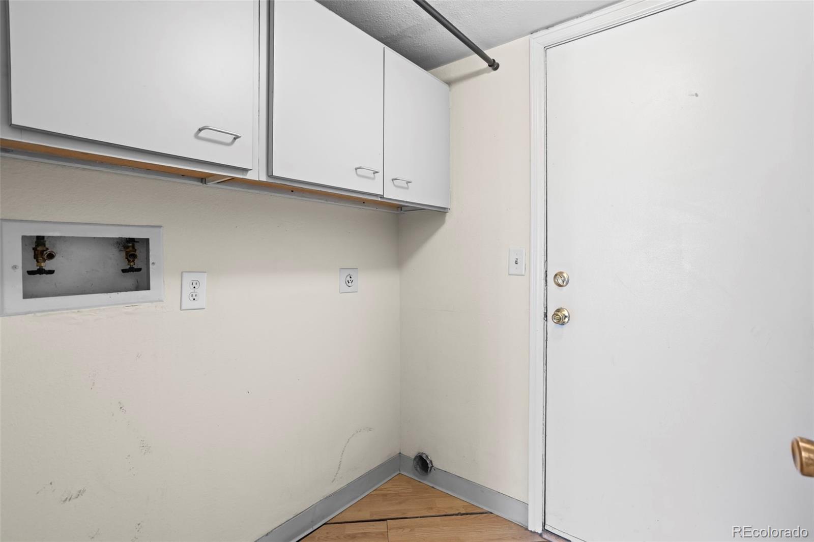 MLS Image #4 for 2638  hearthwood lane,colorado springs, Colorado