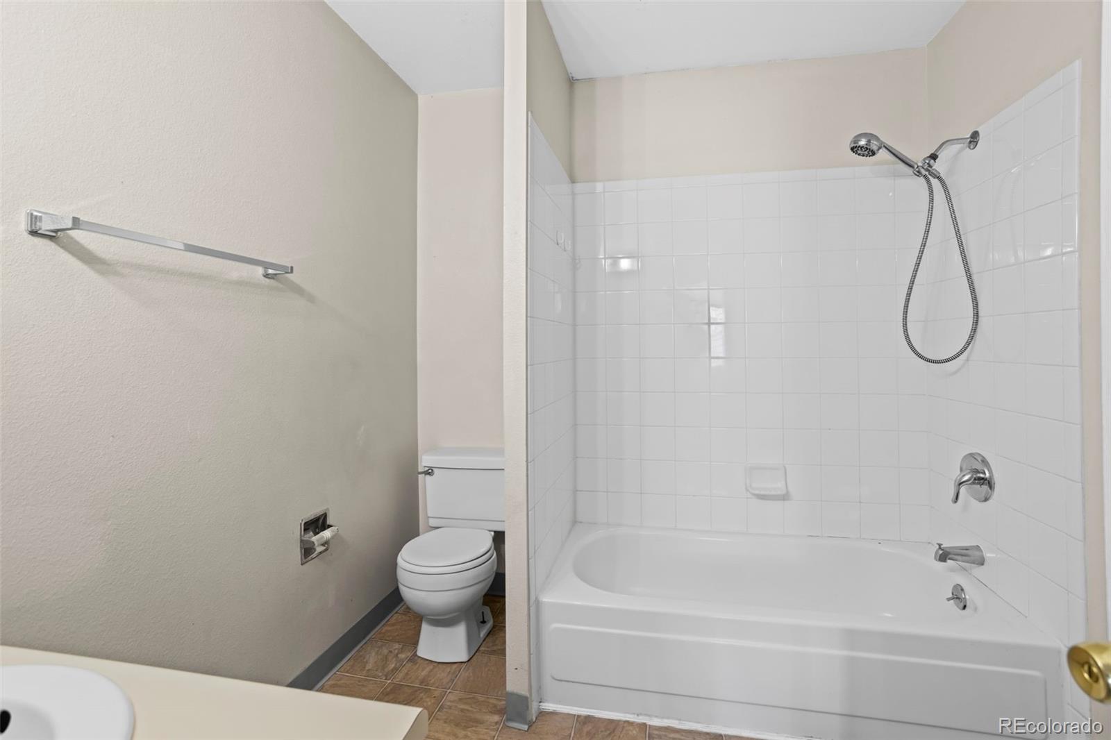 MLS Image #6 for 2638  hearthwood lane,colorado springs, Colorado