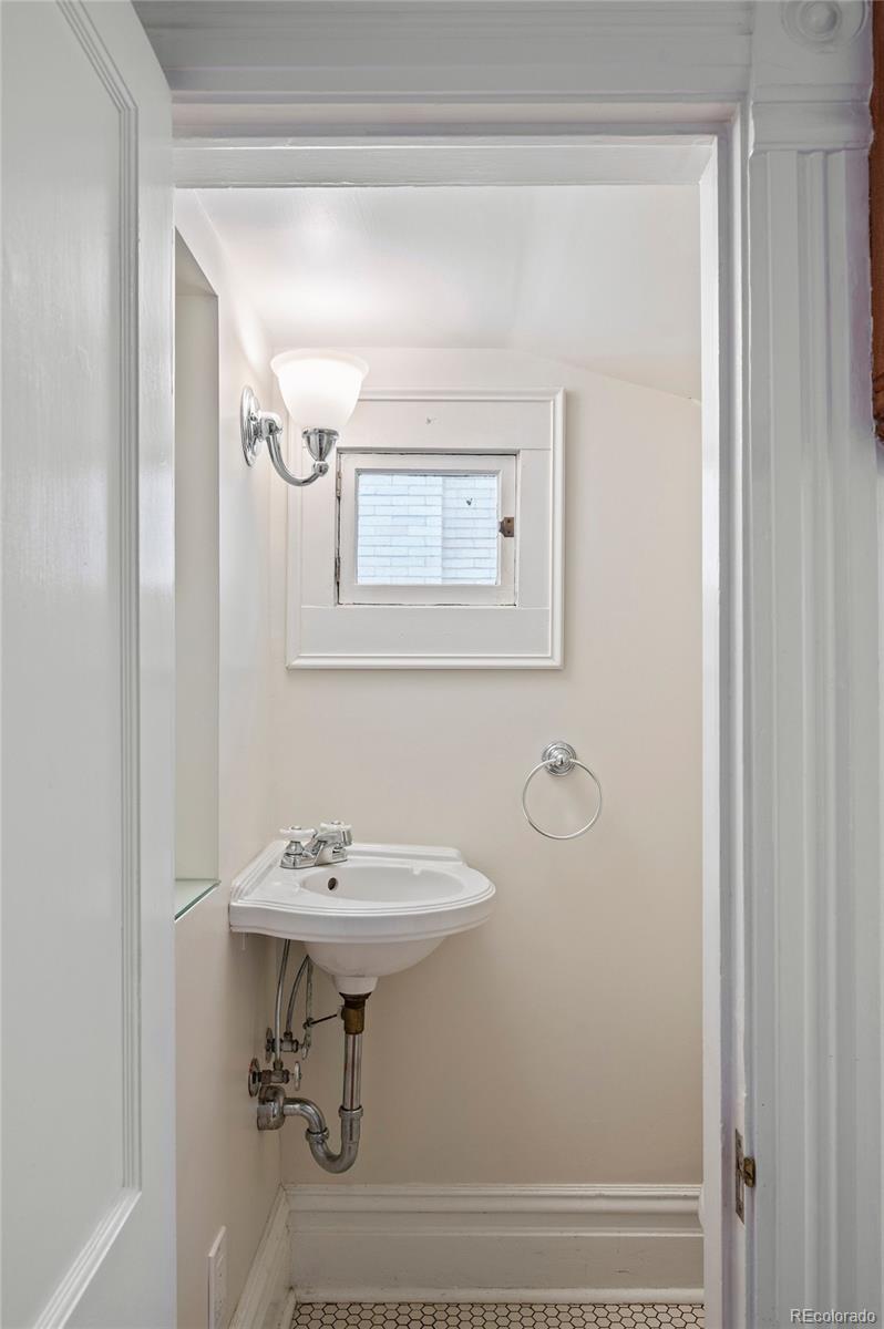 MLS Image #15 for 1429  josephine street,denver, Colorado