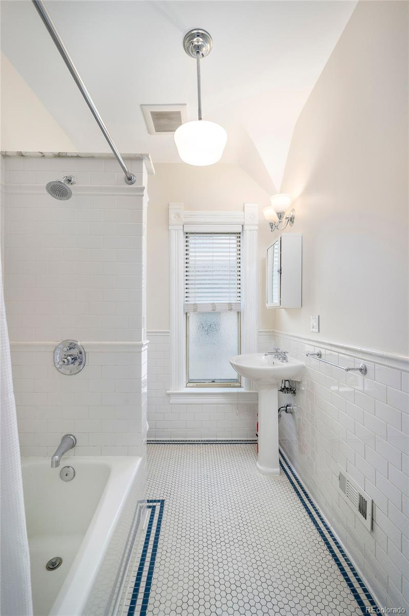 MLS Image #24 for 1429  josephine street,denver, Colorado