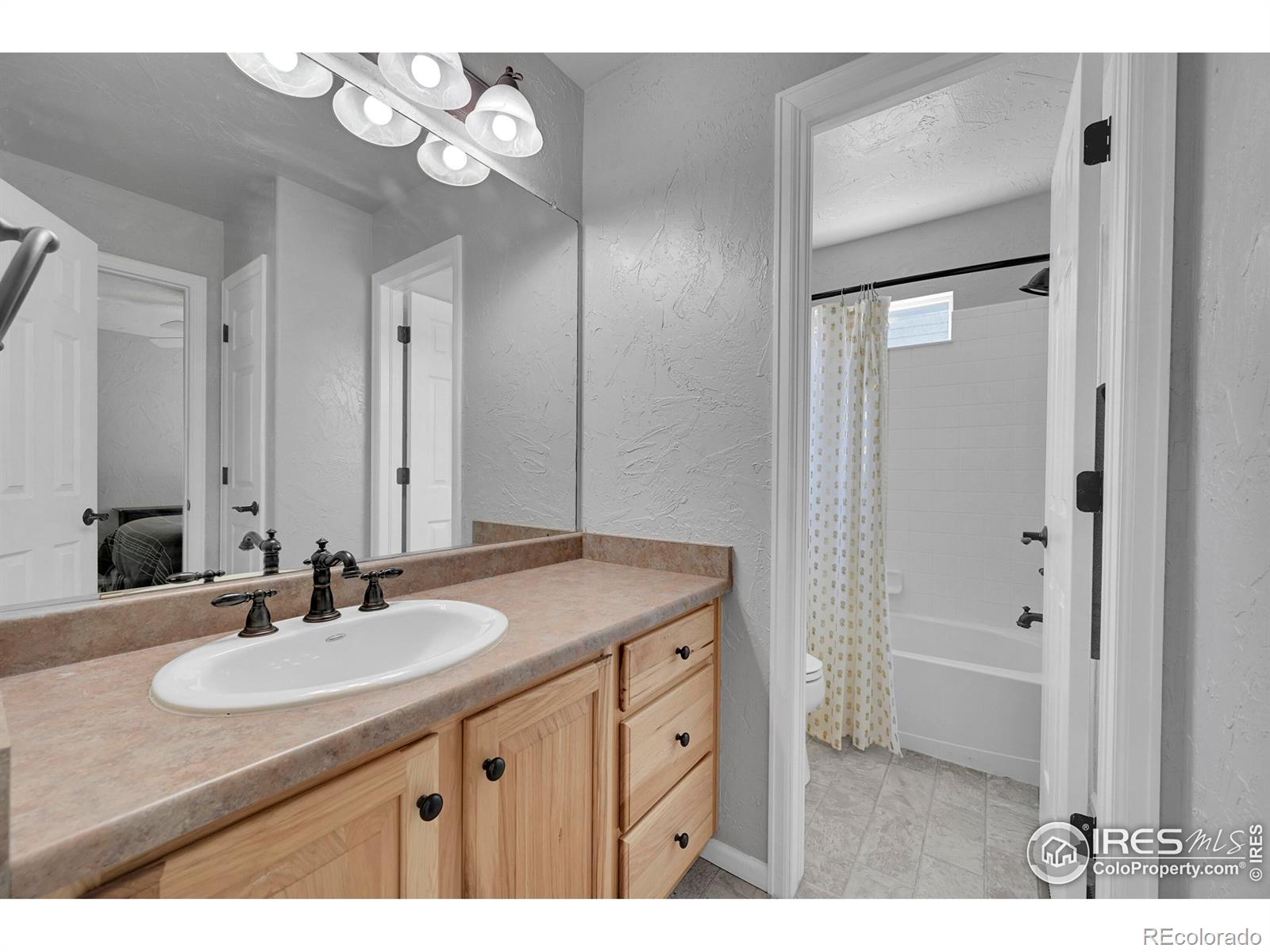MLS Image #22 for 3714  observatory drive,fort collins, Colorado