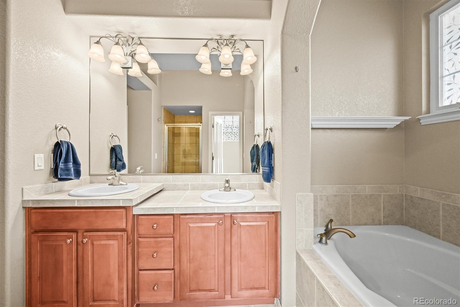 MLS Image #16 for 23961 e easter place,aurora, Colorado