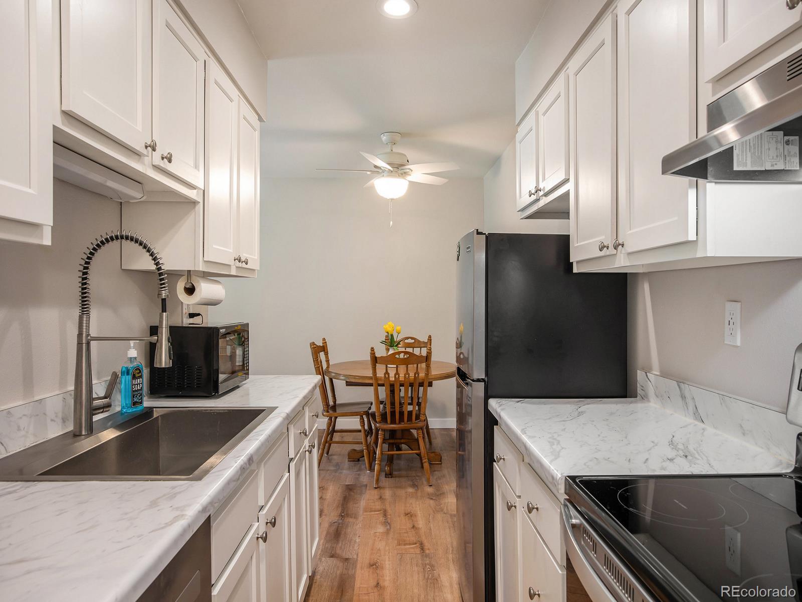 MLS Image #4 for 309 e highline circle 104,centennial, Colorado