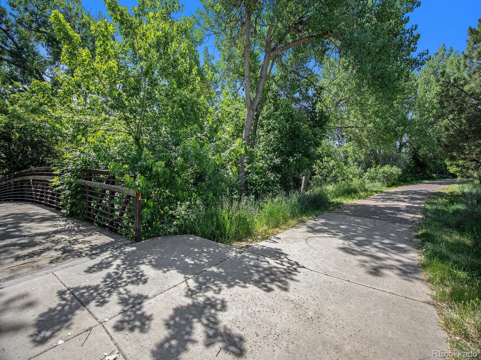 MLS Image #7 for 309 e highline circle 104,centennial, Colorado