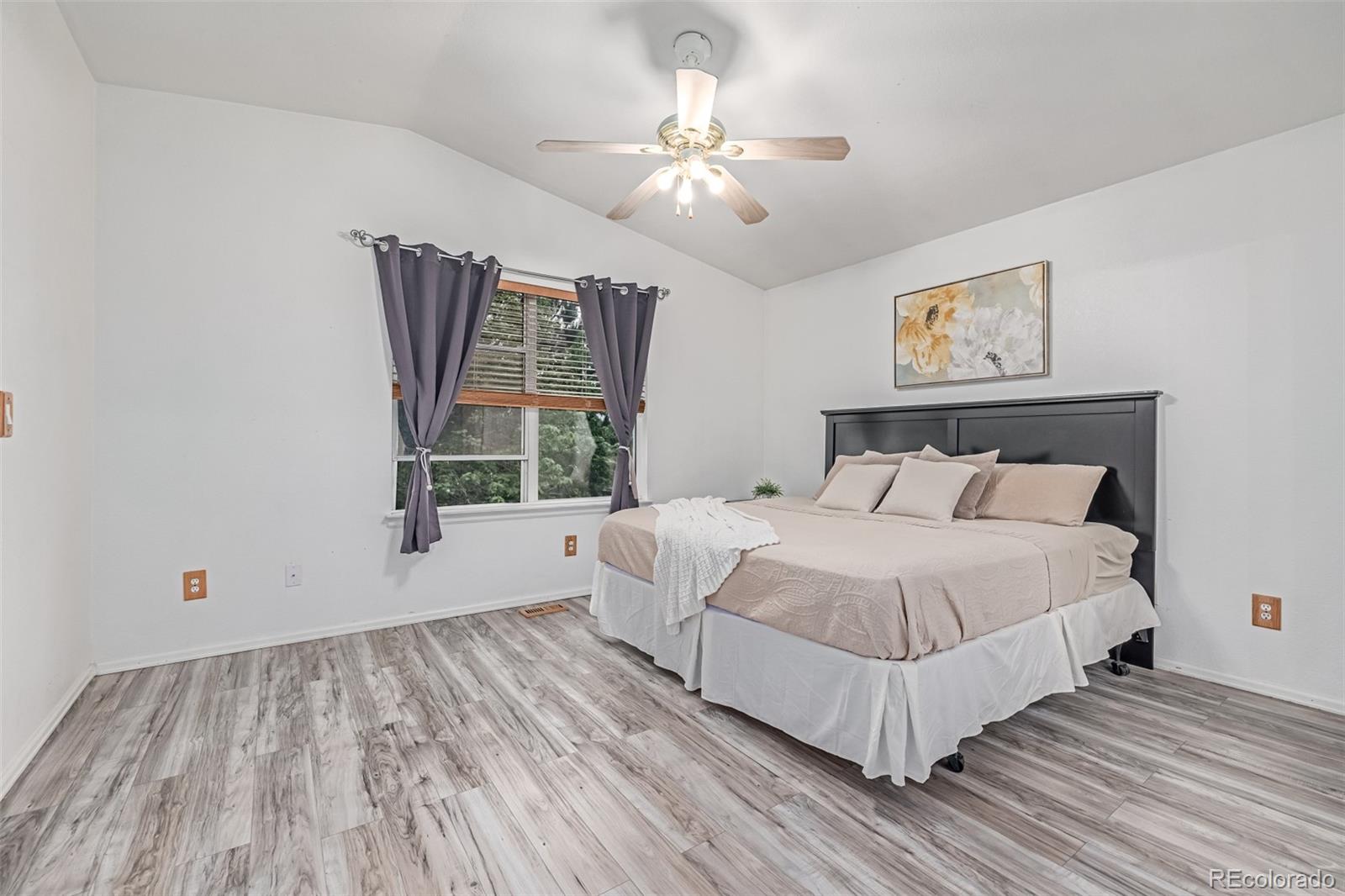 MLS Image #14 for 2905 s deframe way,lakewood, Colorado