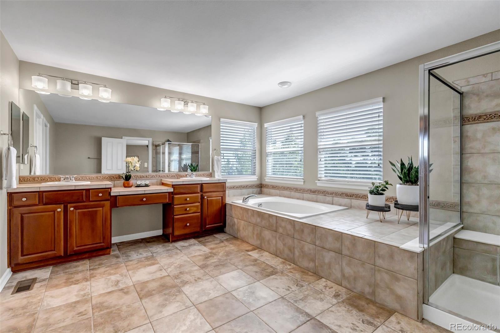 MLS Image #30 for 10646  amesbury way,highlands ranch, Colorado
