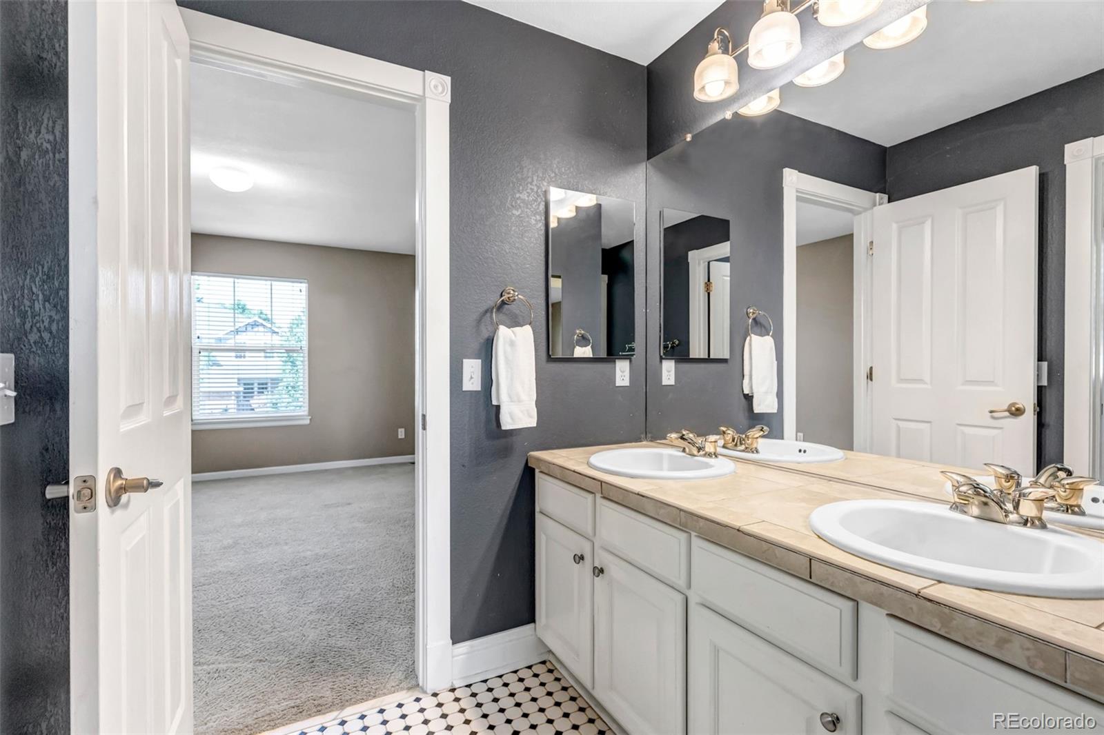 MLS Image #35 for 10646  amesbury way,highlands ranch, Colorado