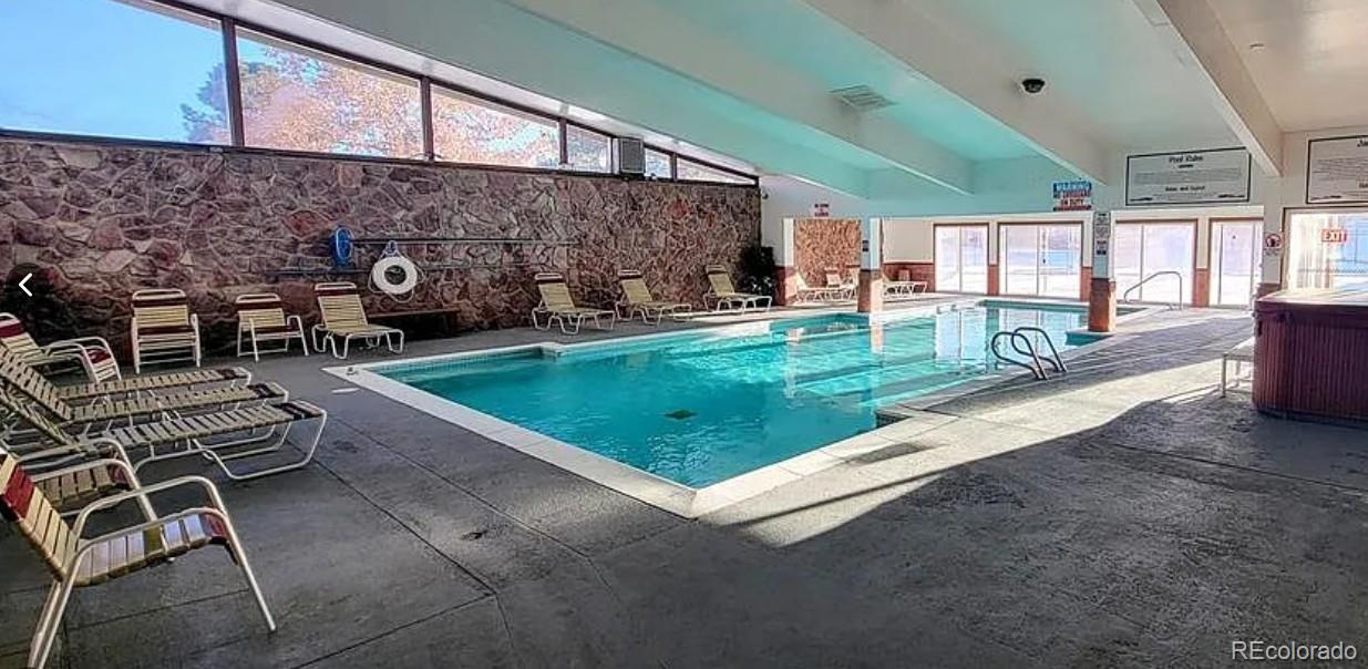 MLS Image #22 for 432 w rockrimmon boulevard,colorado springs, Colorado