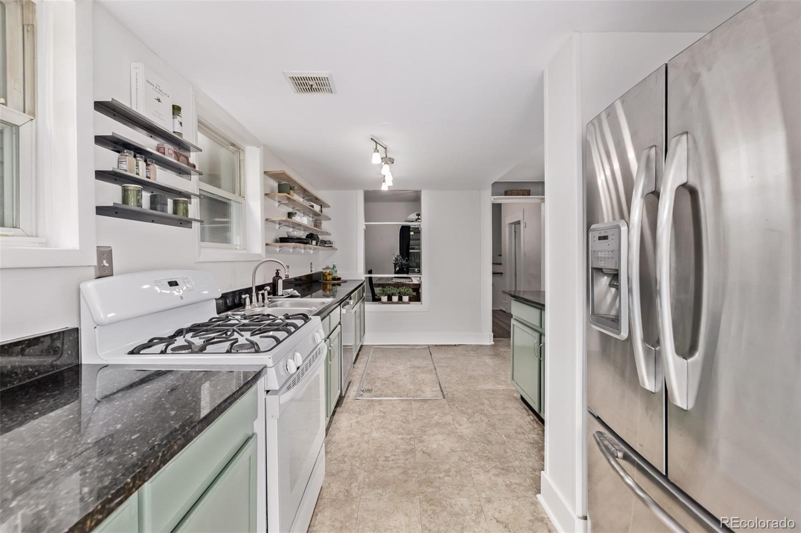 MLS Image #12 for 30  fox street,denver, Colorado