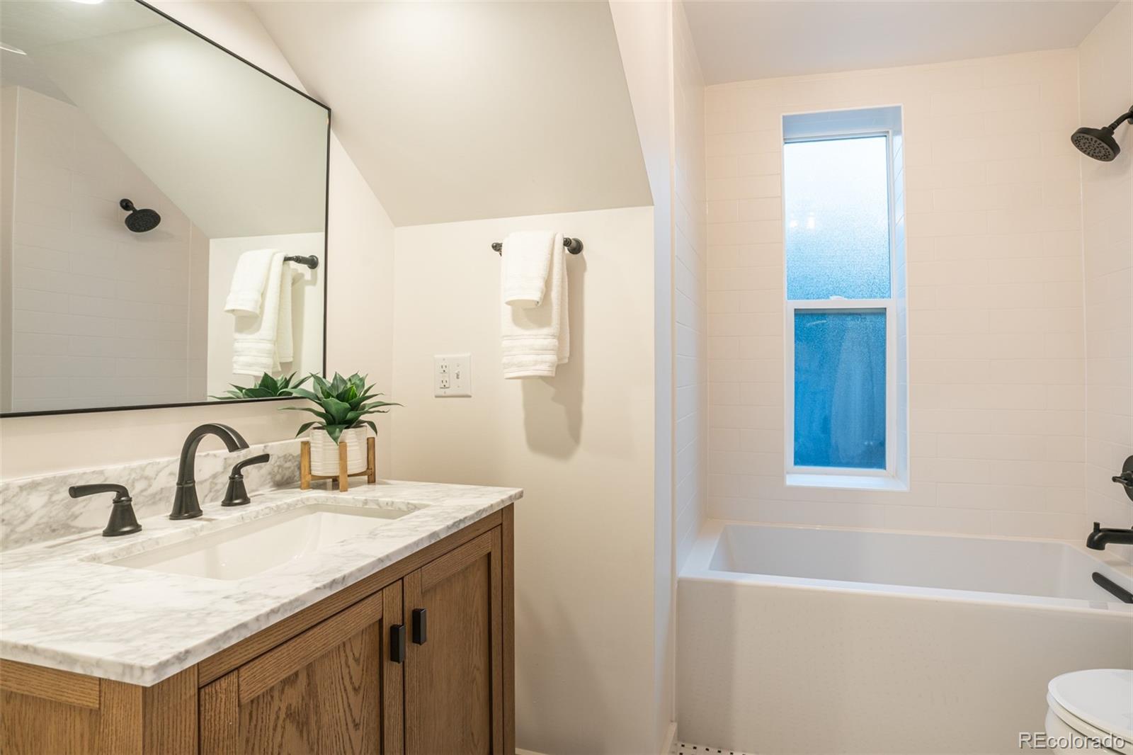 MLS Image #16 for 2445 w 39th avenue,denver, Colorado