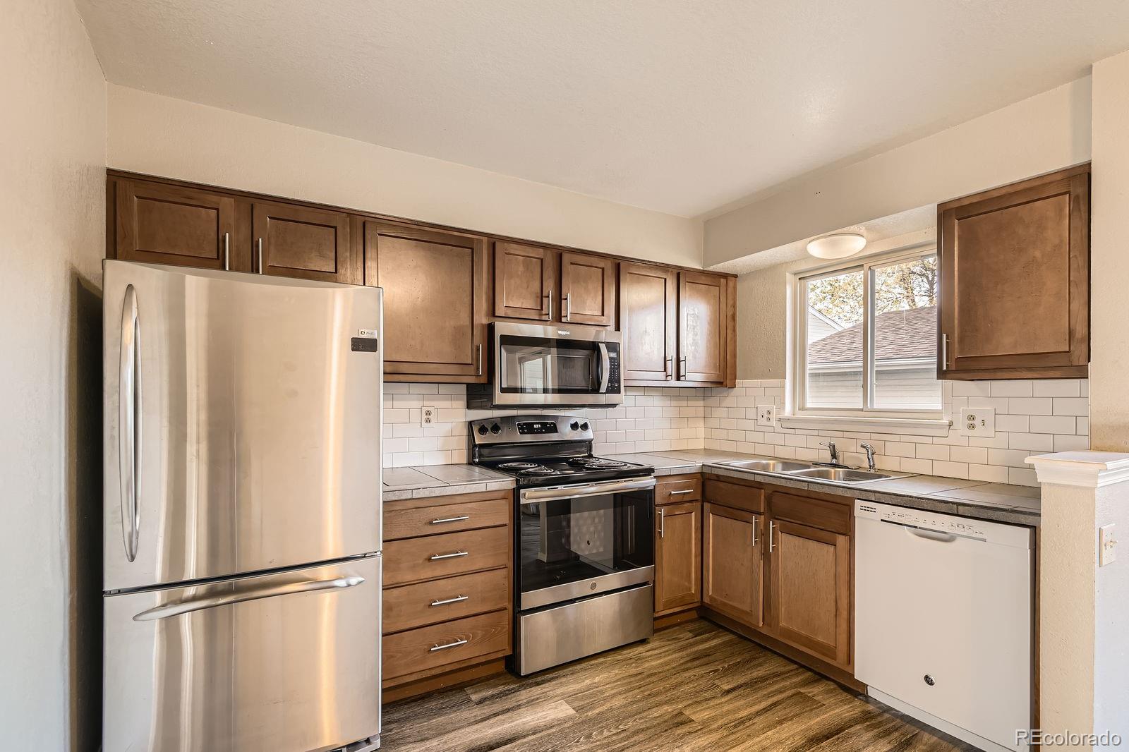 MLS Image #6 for 7911  lexington park drive,colorado springs, Colorado