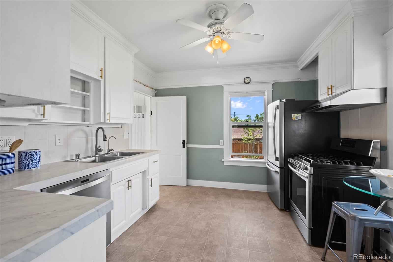 MLS Image #10 for 5008  sherman street,denver, Colorado