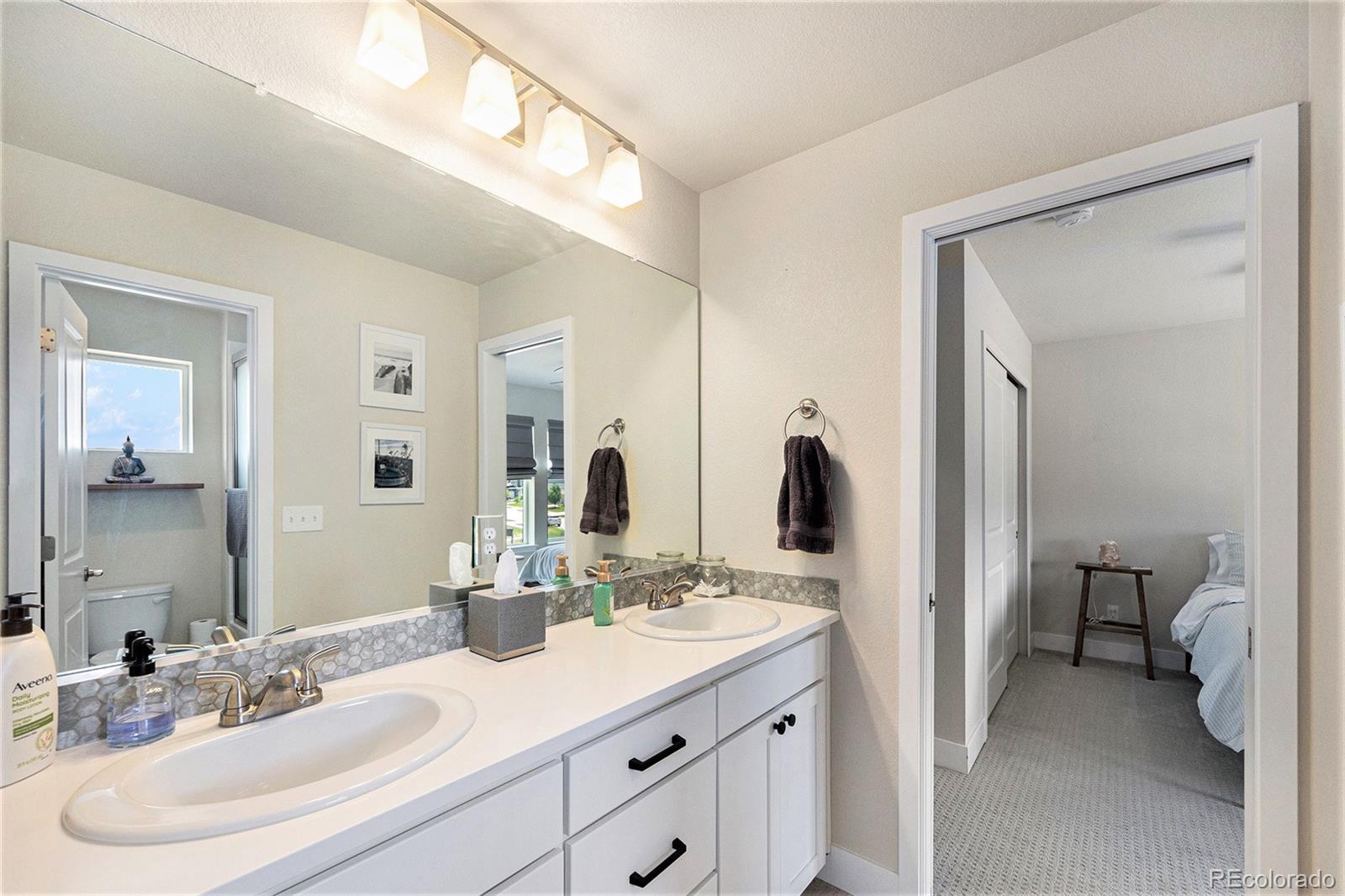 MLS Image #8 for 19239 w 88th drive,arvada, Colorado