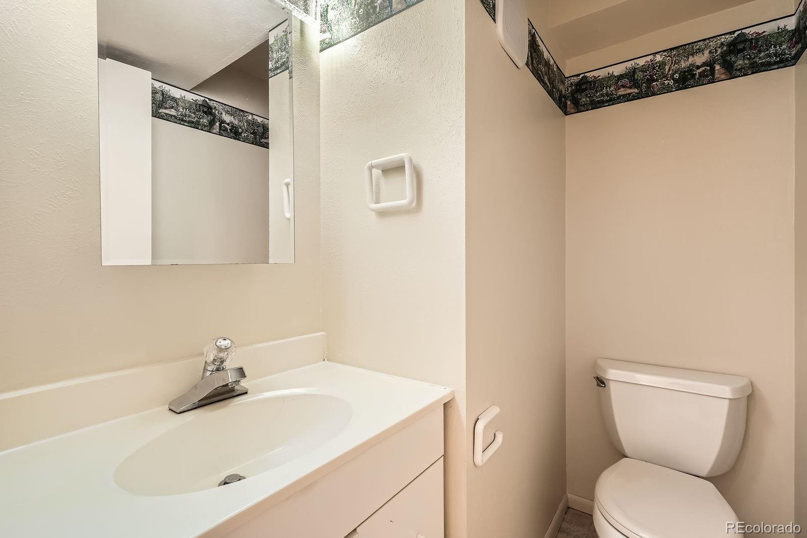 MLS Image #23 for 1048 n columbine street,golden, Colorado