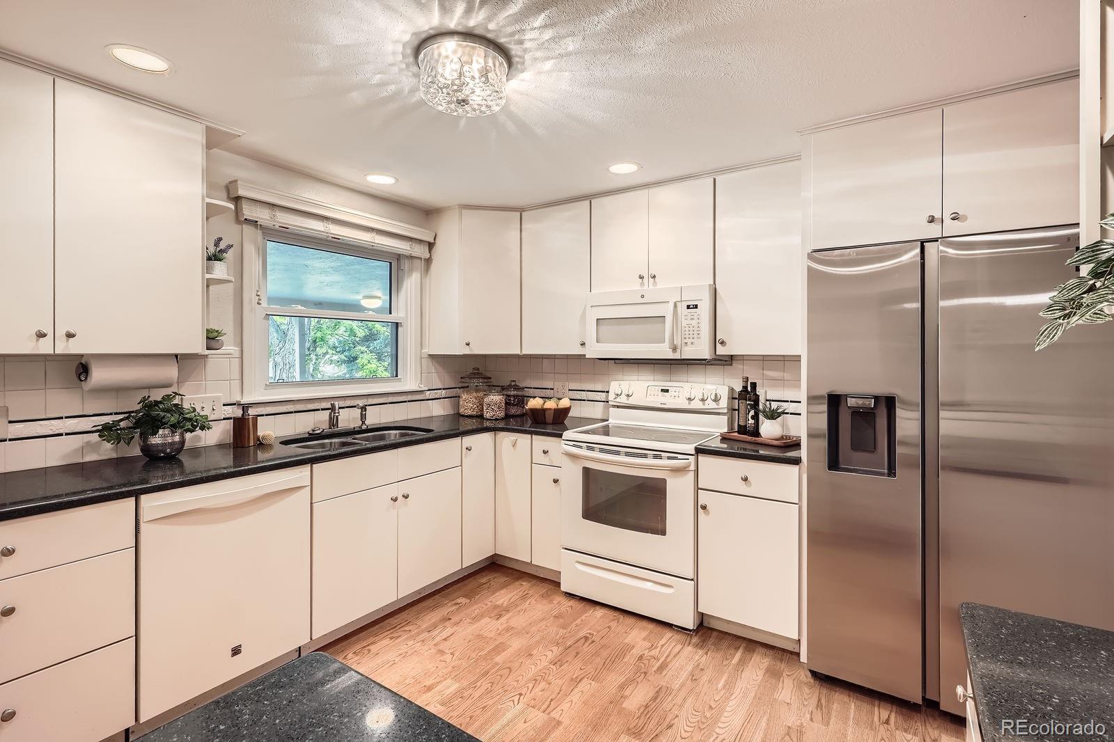 MLS Image #5 for 1048 n columbine street,golden, Colorado