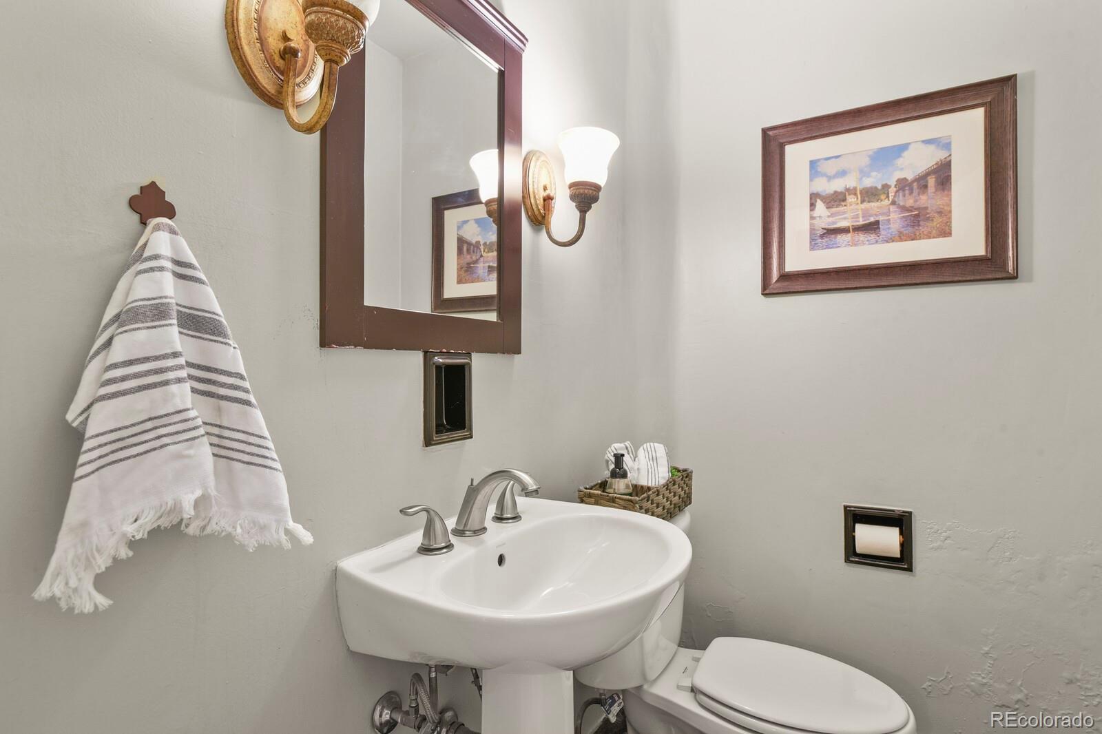 MLS Image #15 for 1160  york street,denver, Colorado