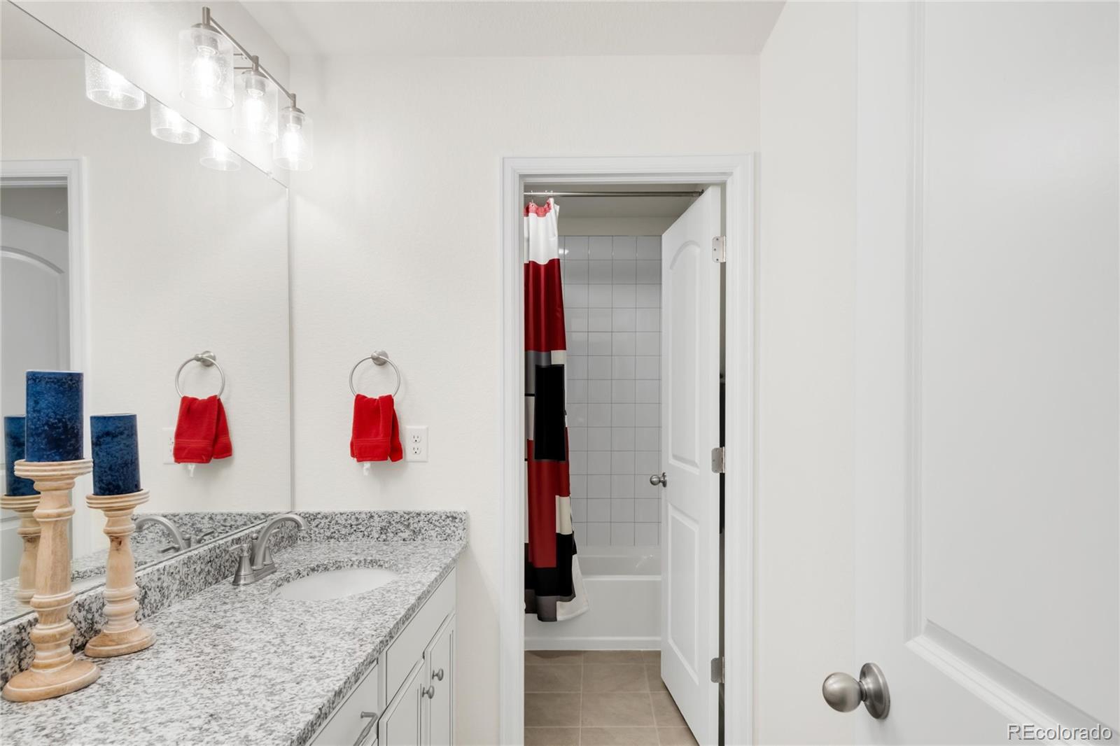 MLS Image #17 for 27986 e frost place,aurora, Colorado