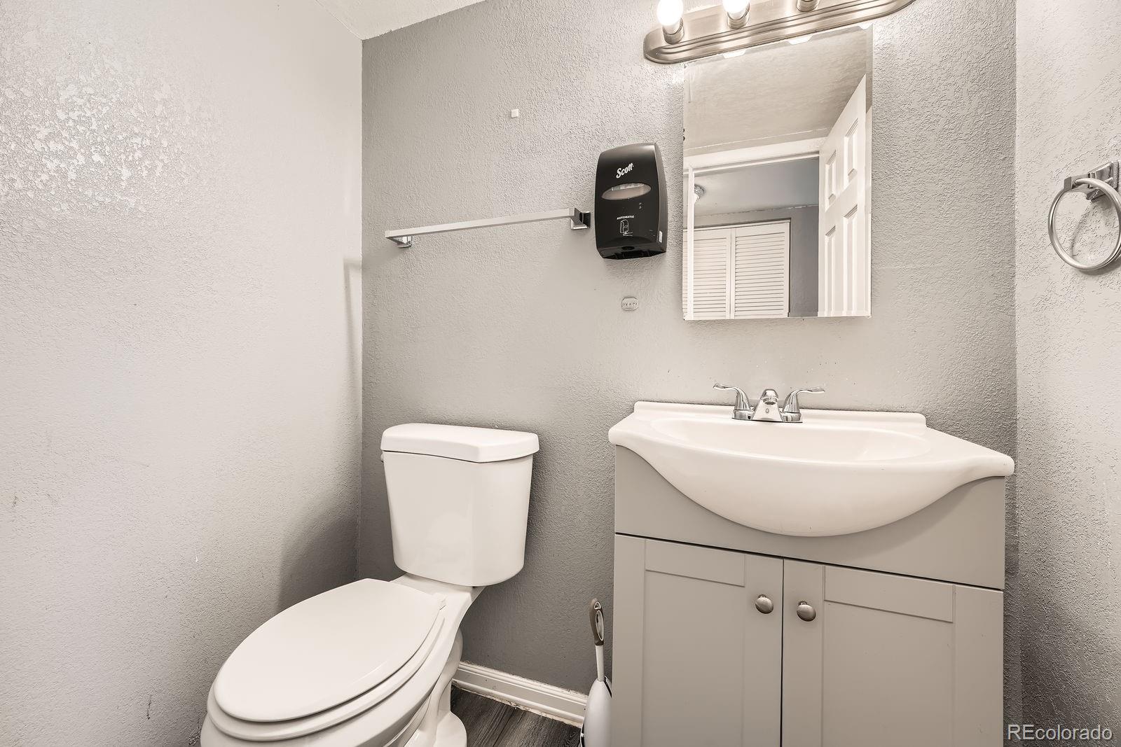 MLS Image #14 for 16623 e asbury place,aurora, Colorado