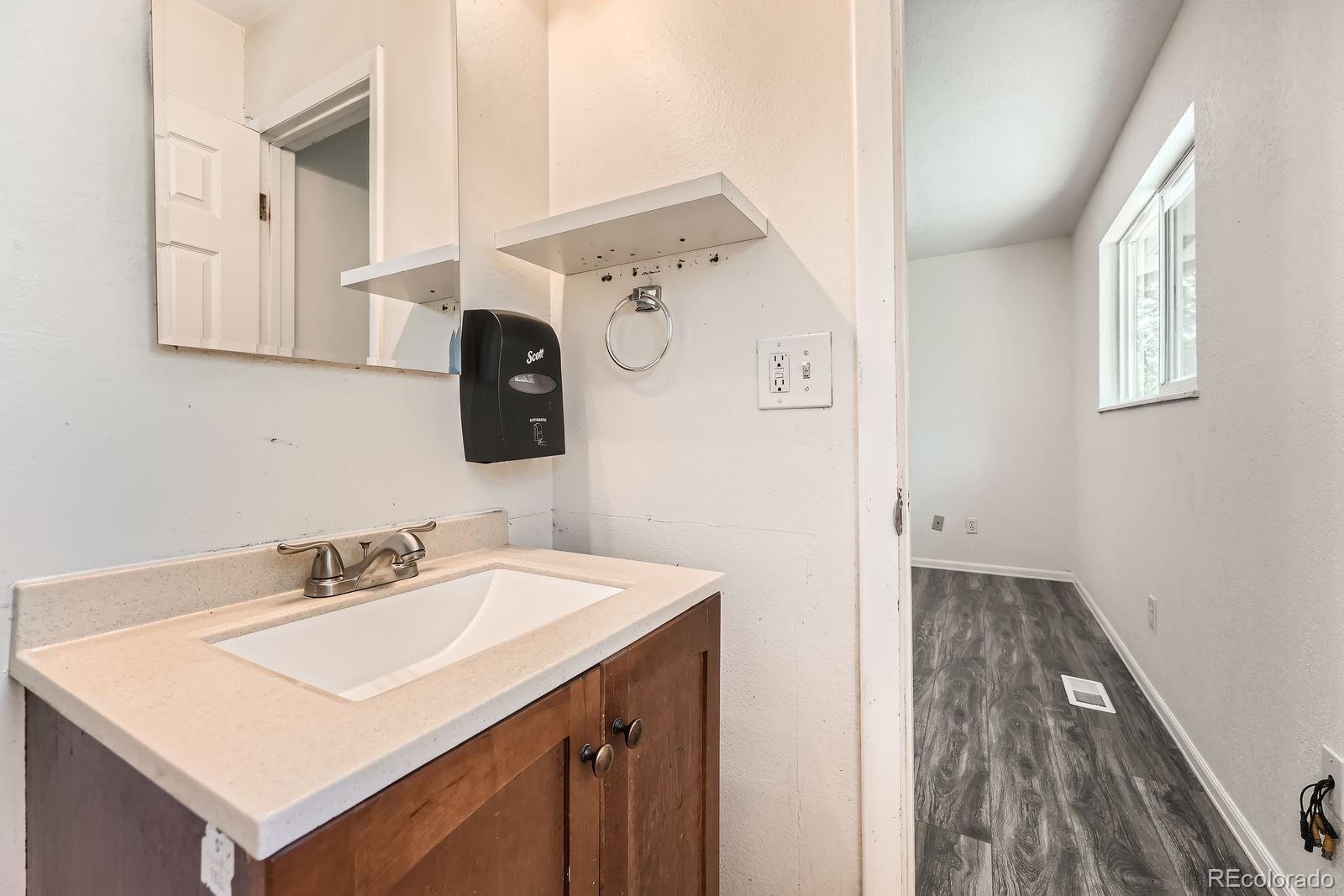 MLS Image #18 for 16623 e asbury place,aurora, Colorado